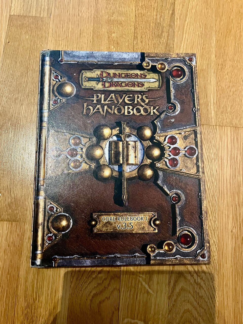 Dungeons & Dragons Player's handbook v. 3.5 first printing