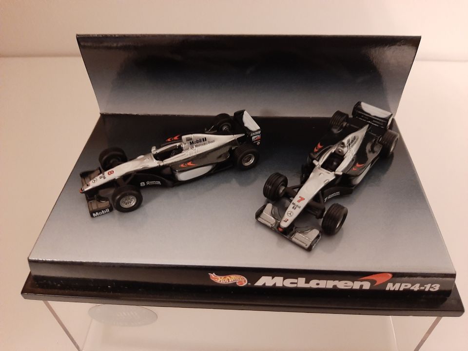 Formula 1 pienoismalli 1998 McLaren.