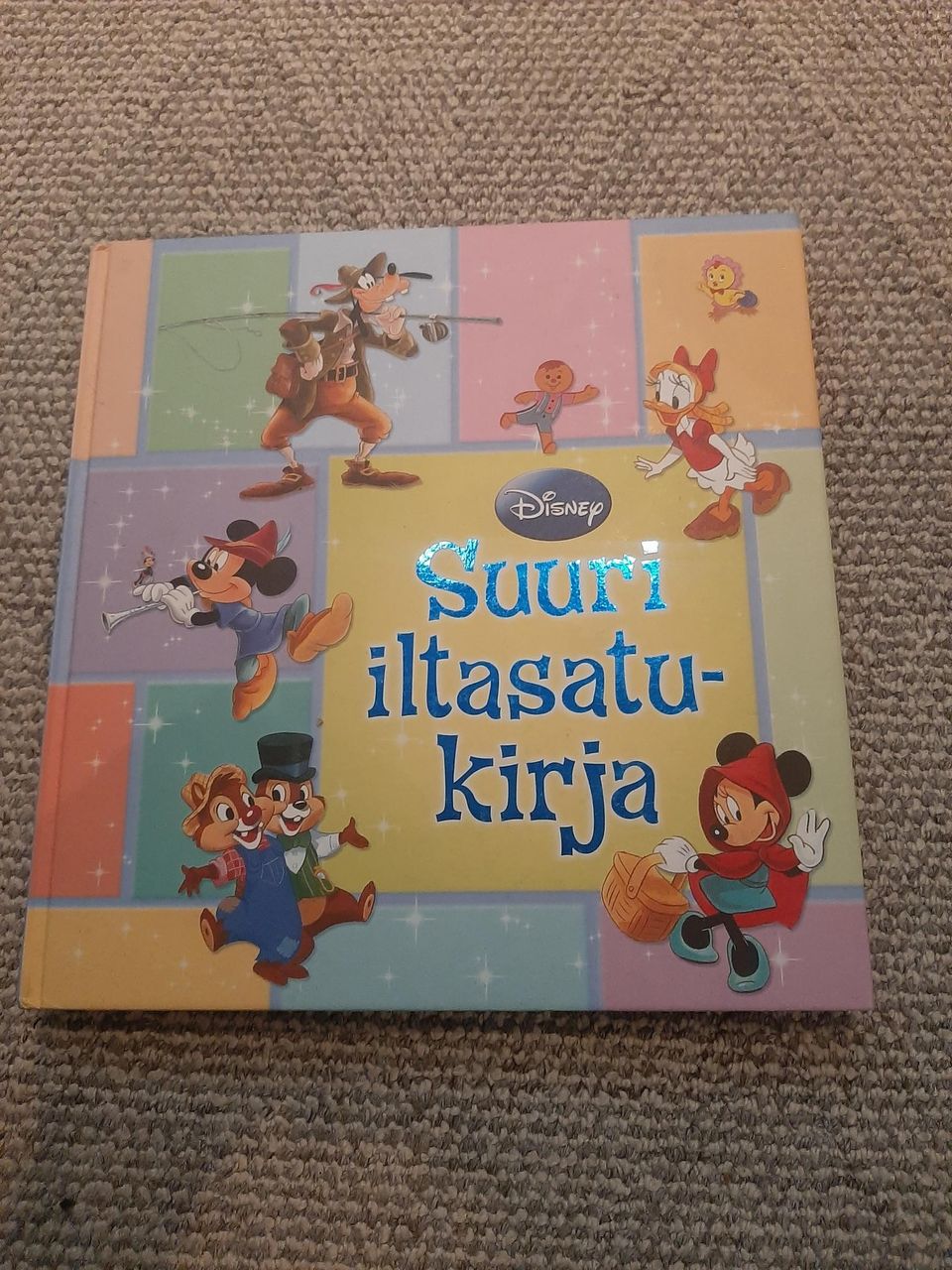 Disney Suuri iltasatukirja