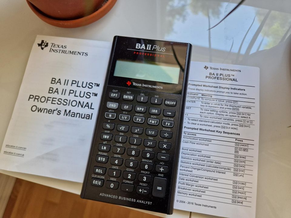 Texas Instruments BA 2 Plus Professional -laskin