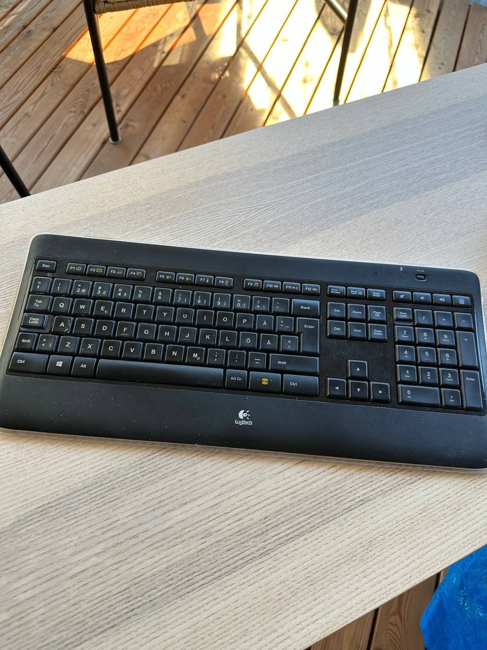 Logitech Mx keys näppäimistö keyboard