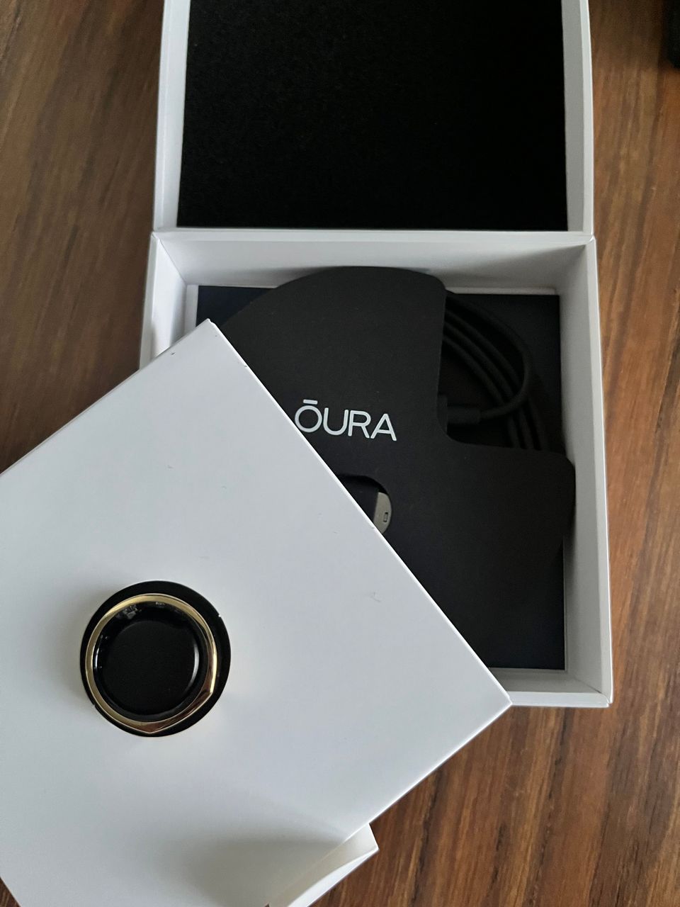 Uusi Oura gen3 heritage gold, 10