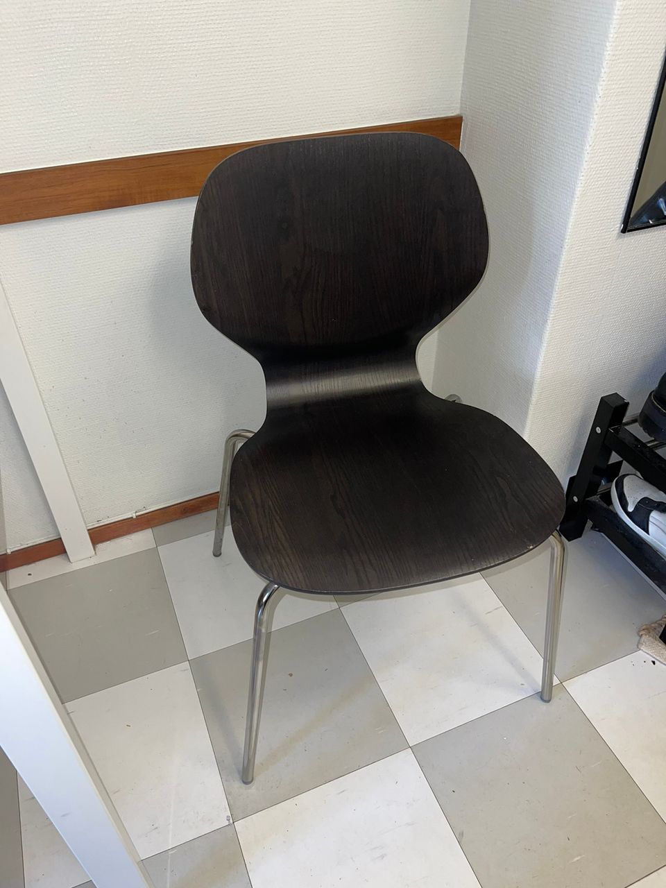 Ikean tummanruskeat Sigtrygg-tuolit x2