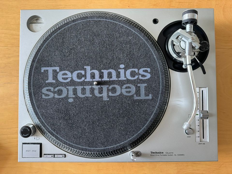 Technics SL-1200 MK5 suoravetoinen DJ levysoitin