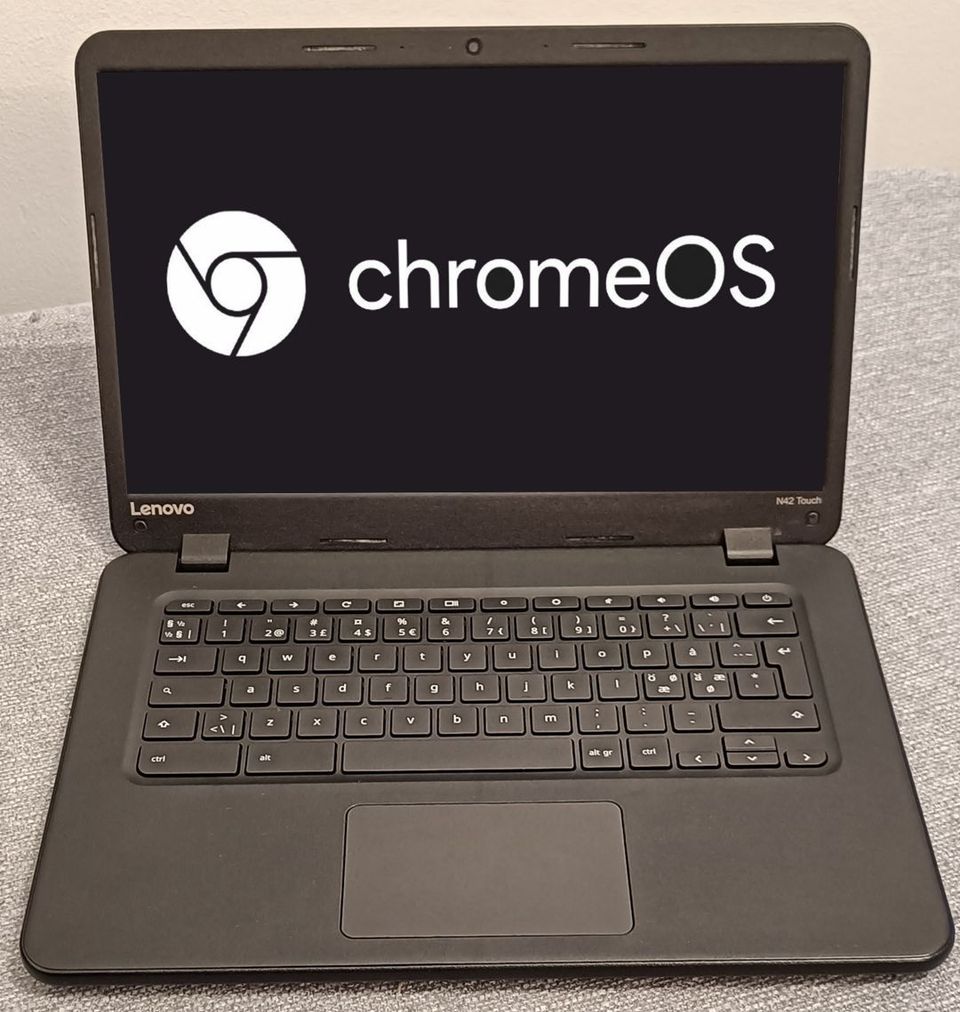 Lenovo N42-20 ChromeBook 14" / 4Gt RAM / 32 Gt eMMC