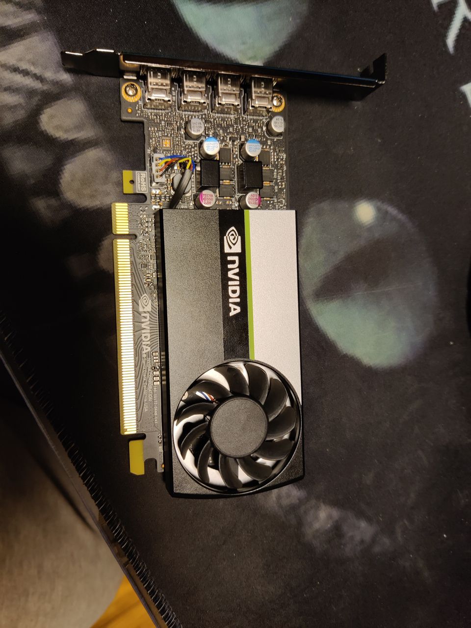 NVIDIA T1000