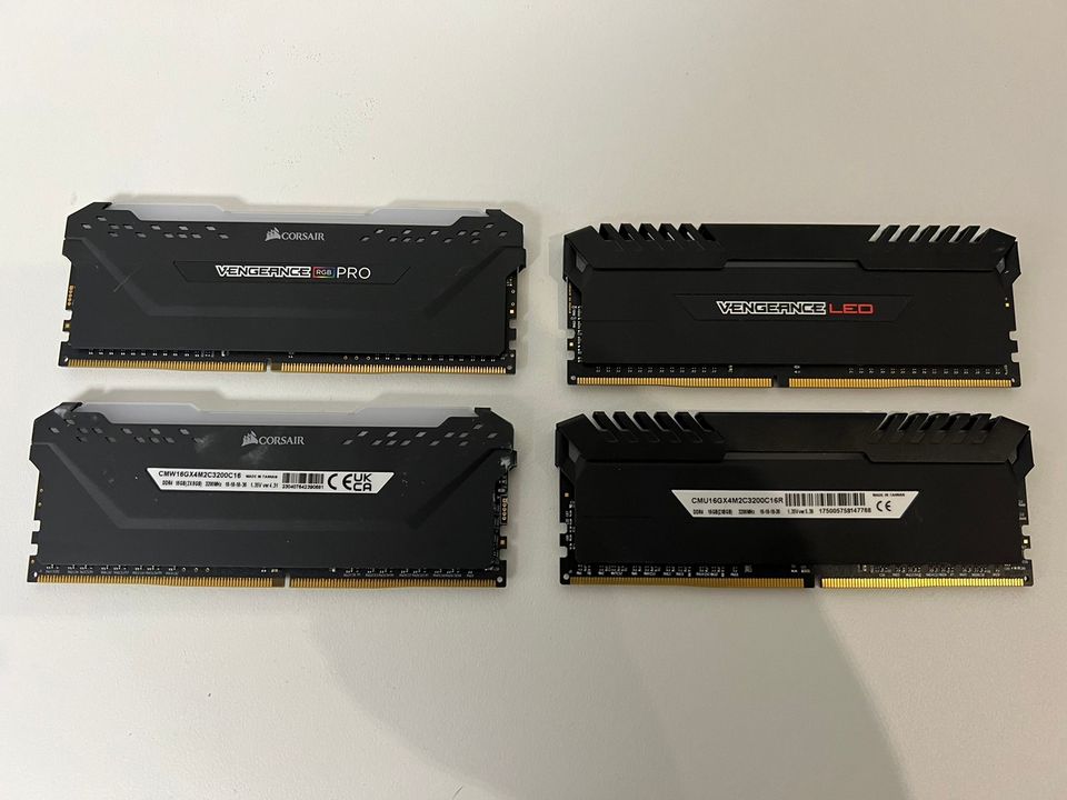 Corsair muistit 4 x 8GB DDR4 3200MHz