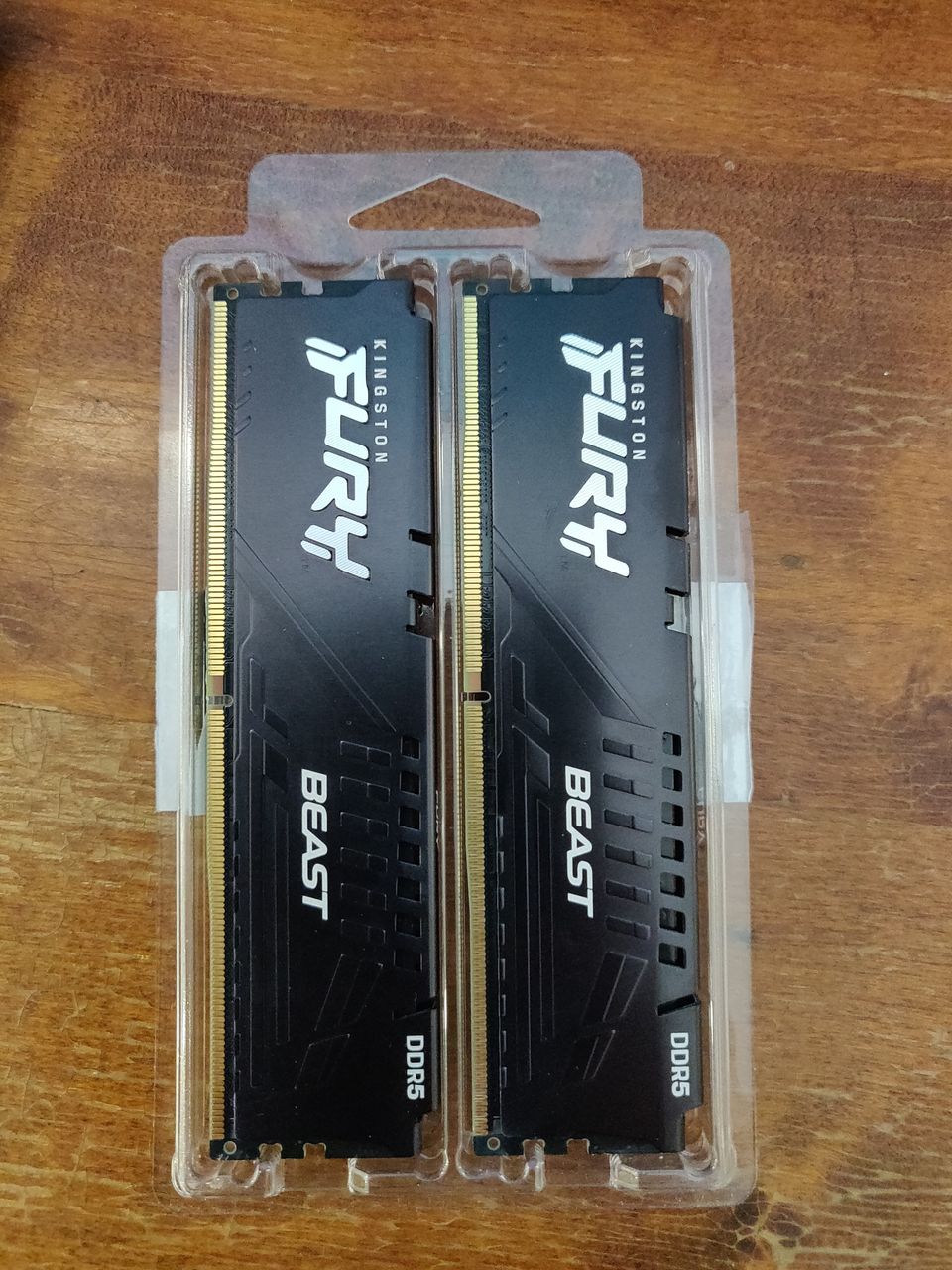 Kingston FURY Beast 16 Gt (2 x 8 Gt) DDR5 5200 MHz, CL40 -muisti