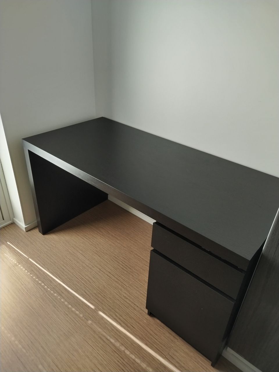 Ikea Malm työpöytä, ovh 249e