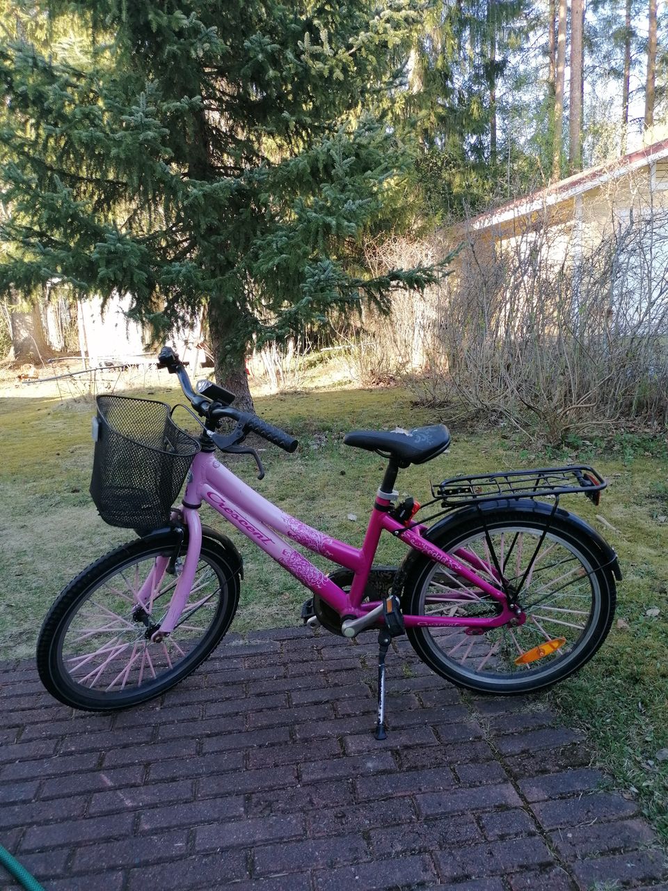 Tyttöjen Crescent pyörä 20"