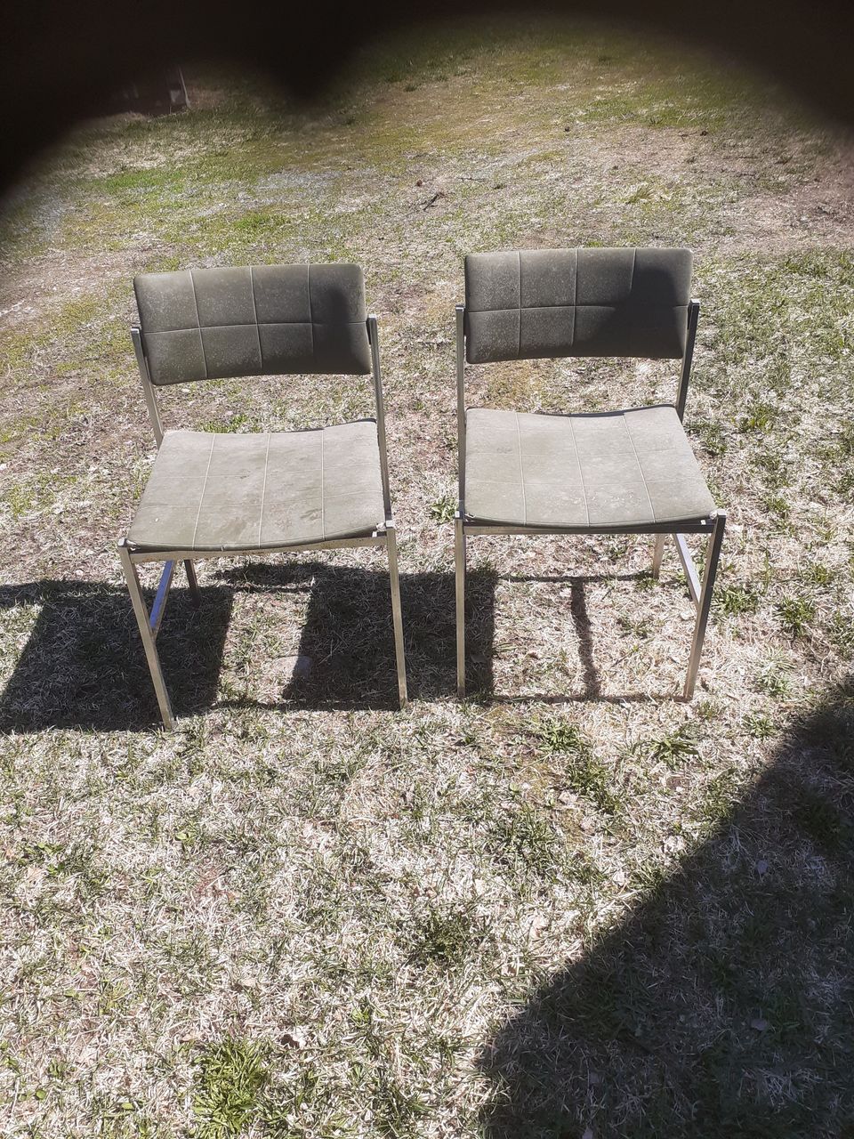 vanhat tuolit