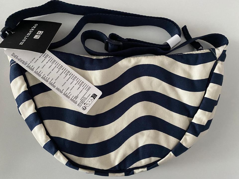 Uniqlo Marimekko ROUND MINI SHOULDER BAG