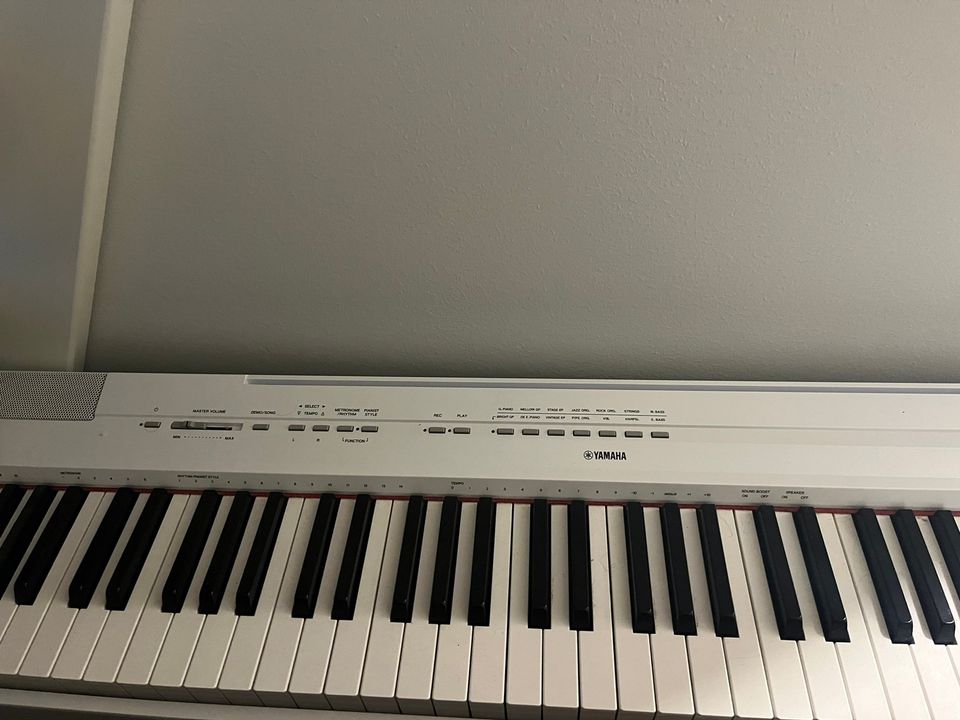 Yamaha p-115 sähköpiano