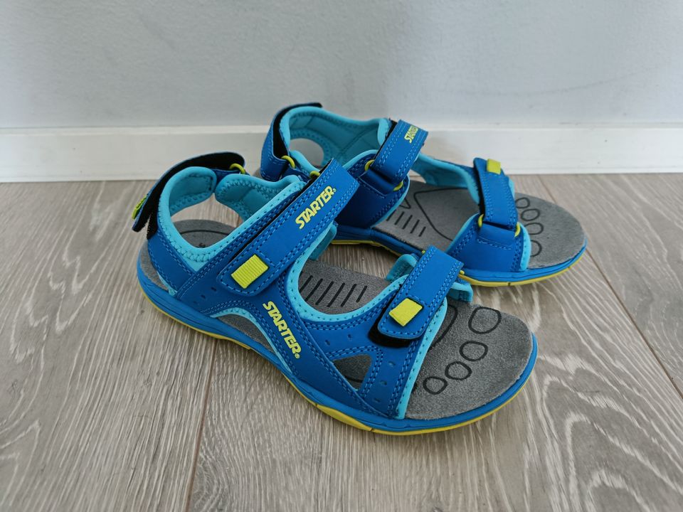 Uudet Starter sandaalit