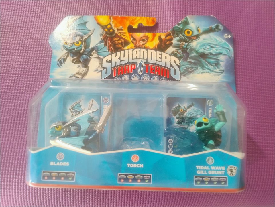 Skylanders Trap Team Blades & Tidal wave Gill Grunt