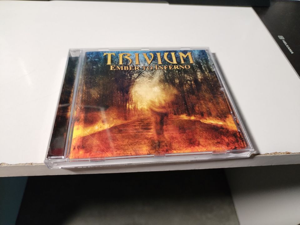 Trivium: Ember to Inferno cd