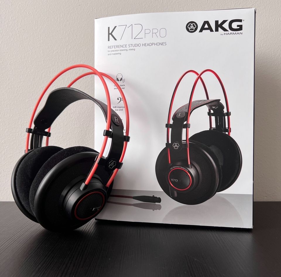 AKG K712 Pro kuulokkeet