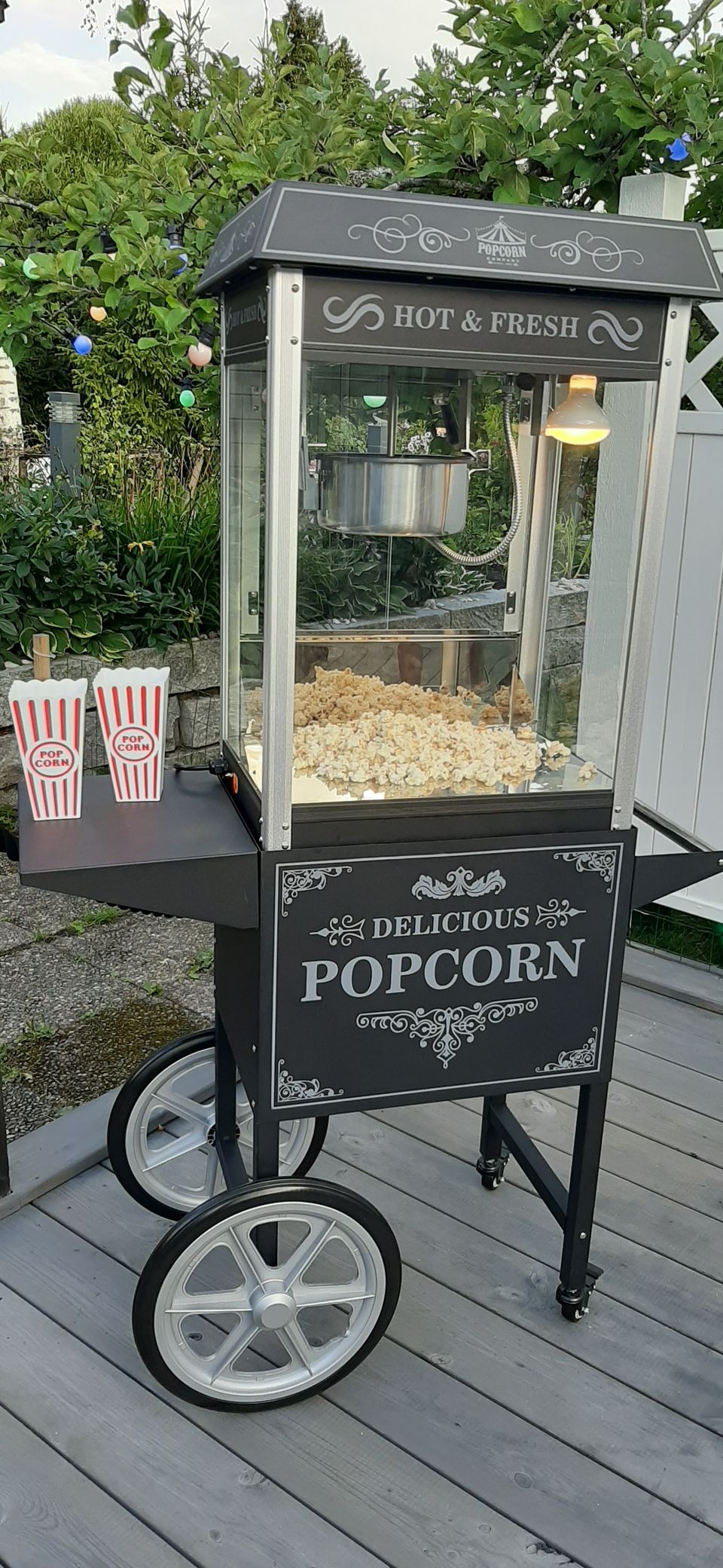 popcornikone uusi, popcorn-kärry