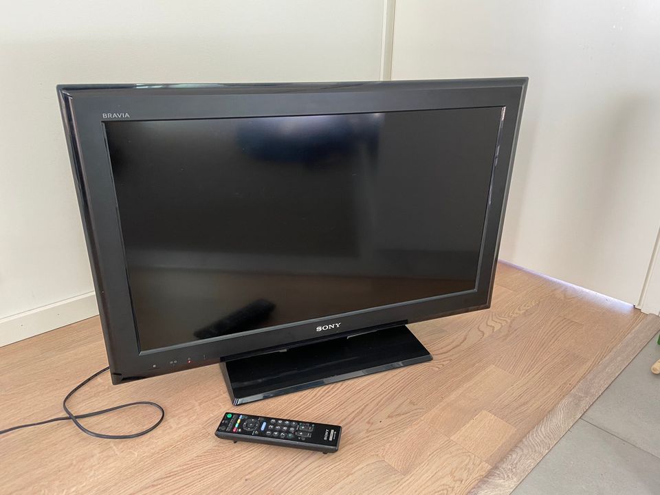 Sony Bravia 32” taulutelevisio TV