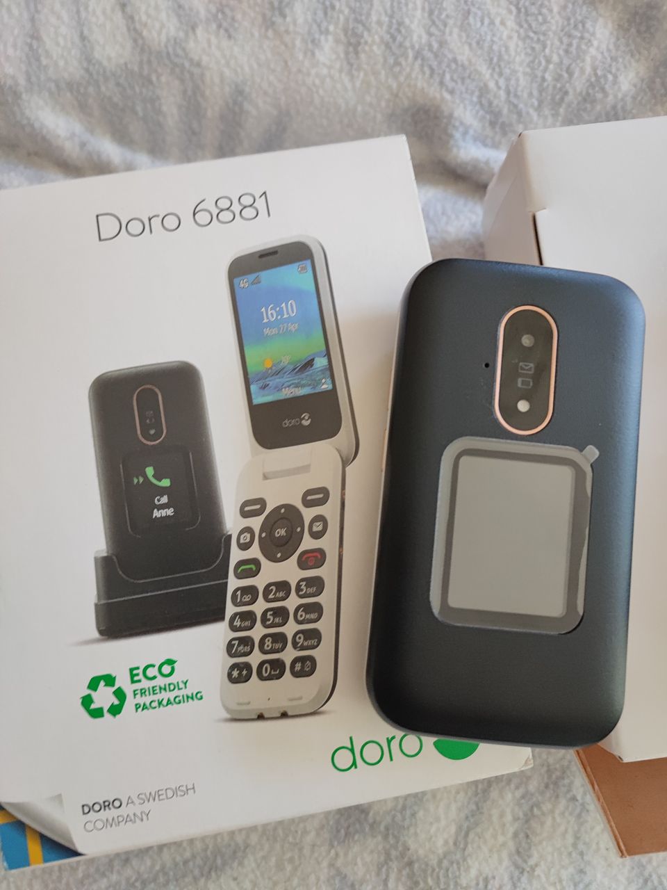 Doro 6881 4G senioripuhelin, uuden veroinen