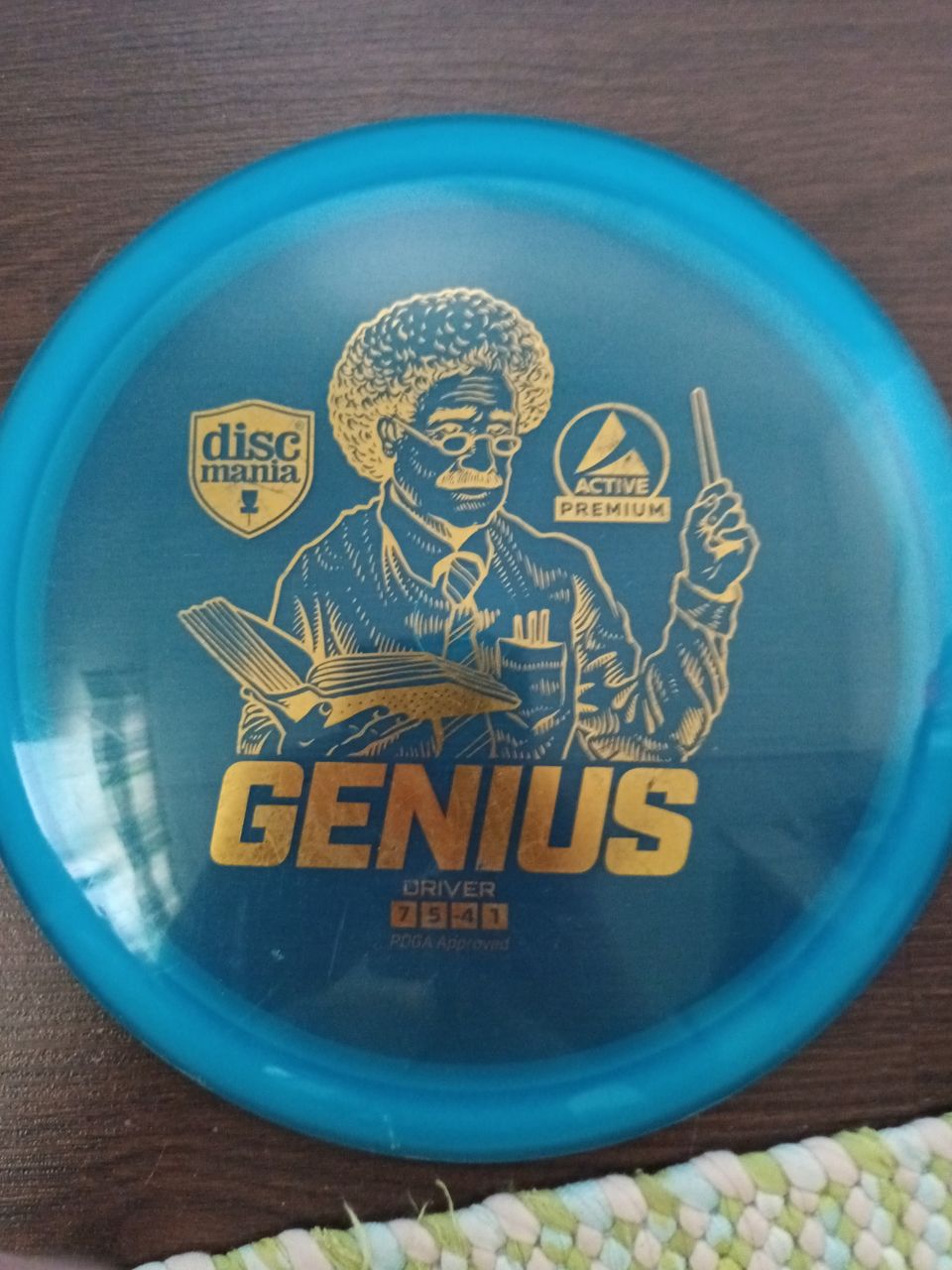 Genius frisbee