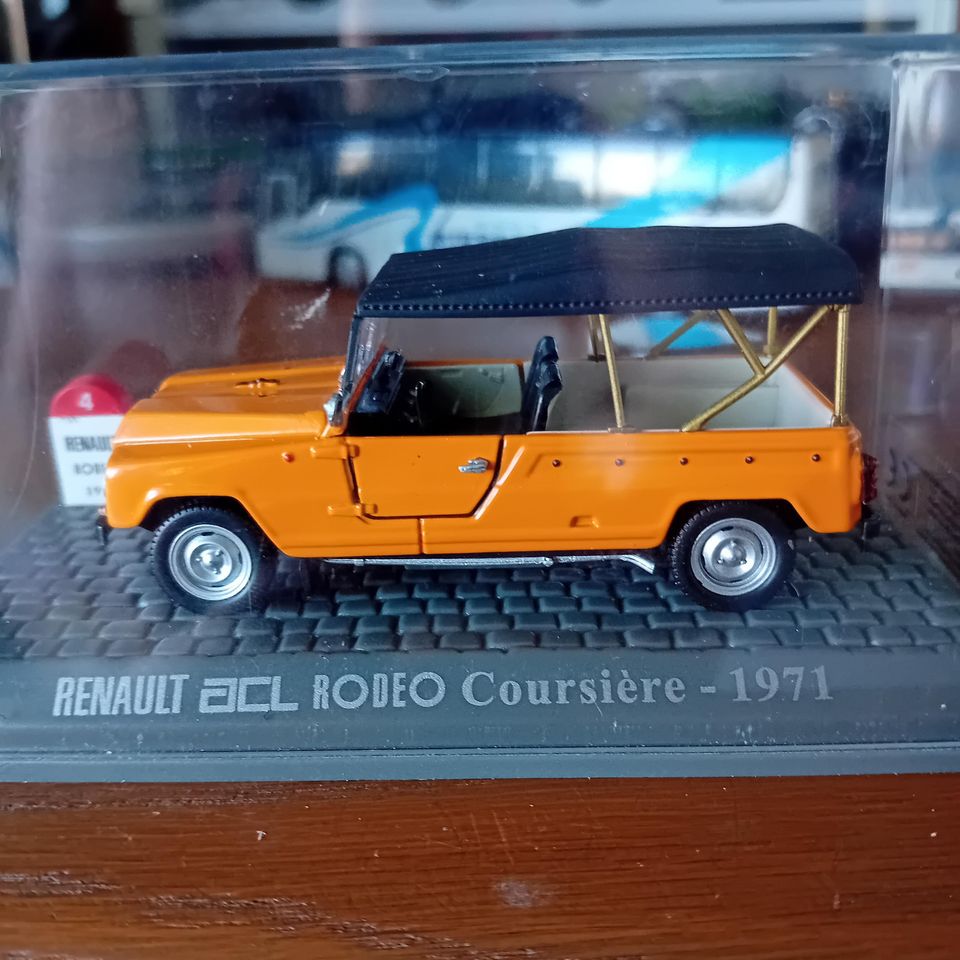 Renault rodeo coursiere 1971