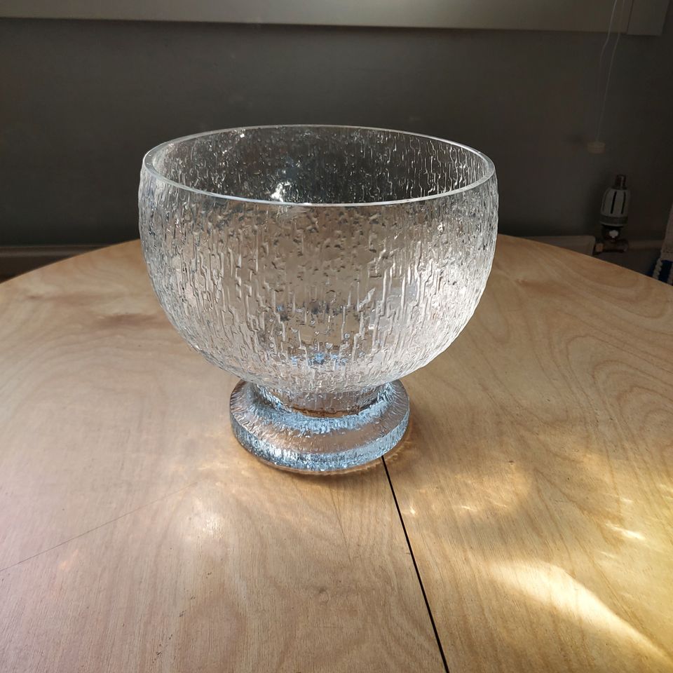 Iittala Kekkerit iso malja/boolimalja.