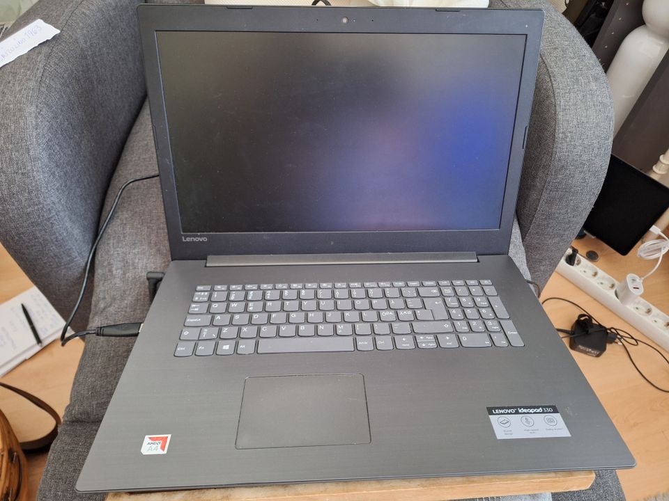 Lenovo IdeaPad 330 17,3" A4-9125 Kannettava Tietokone