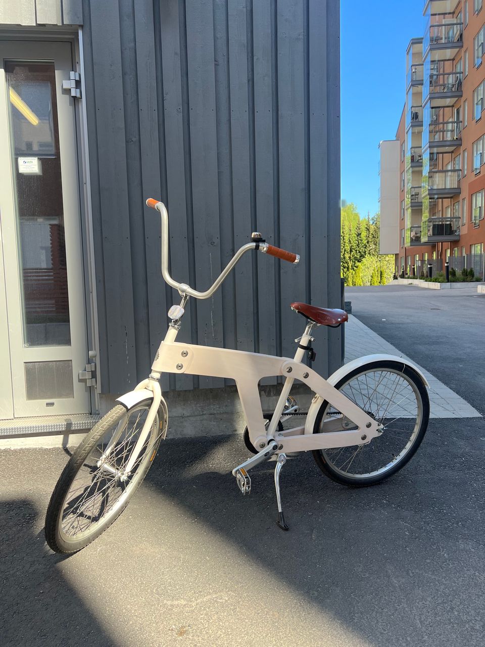 Design puinen polkupyörä