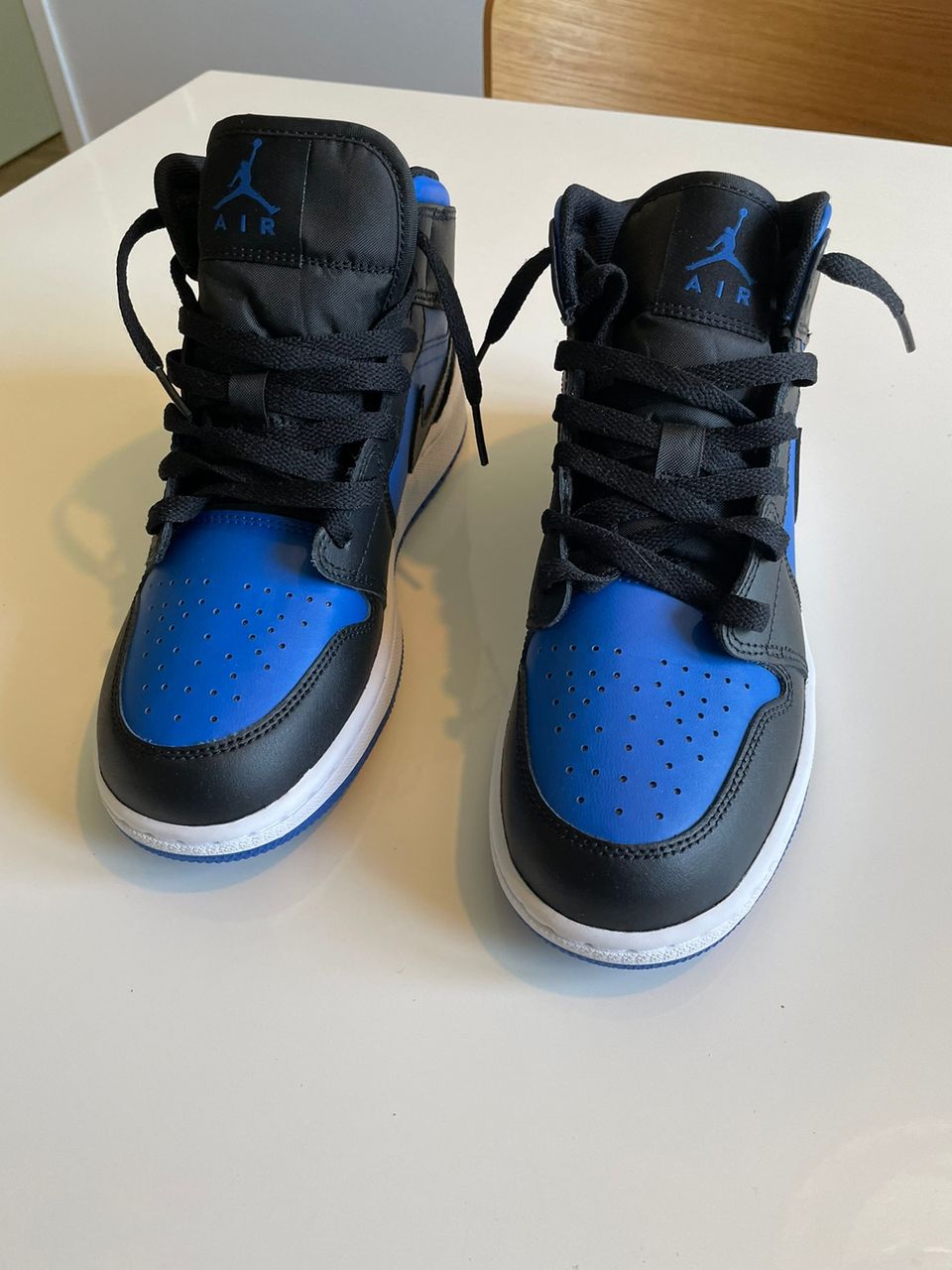 Air Jordan 1 Mid (GS), koko 38,5