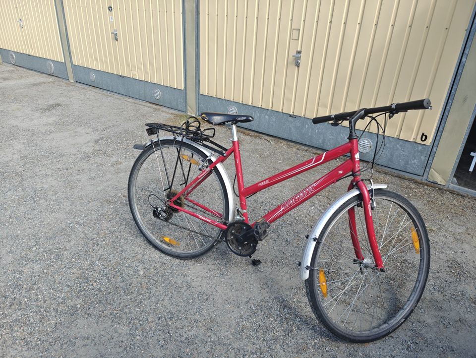 Naisten 28" pyörä