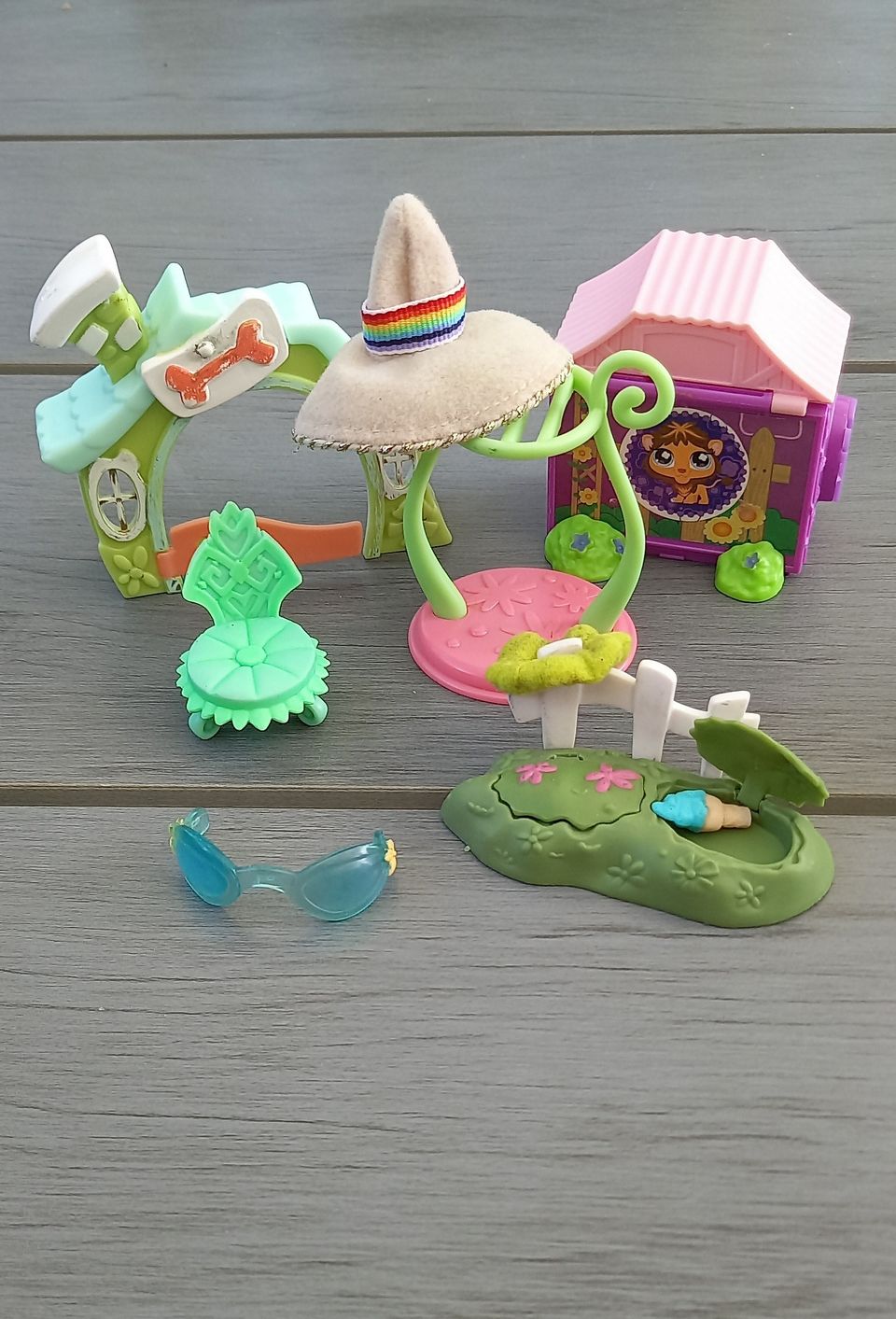 Littlest Pet Shop tavarat