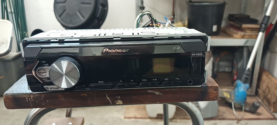 Pioneer MVH-S12OUIG