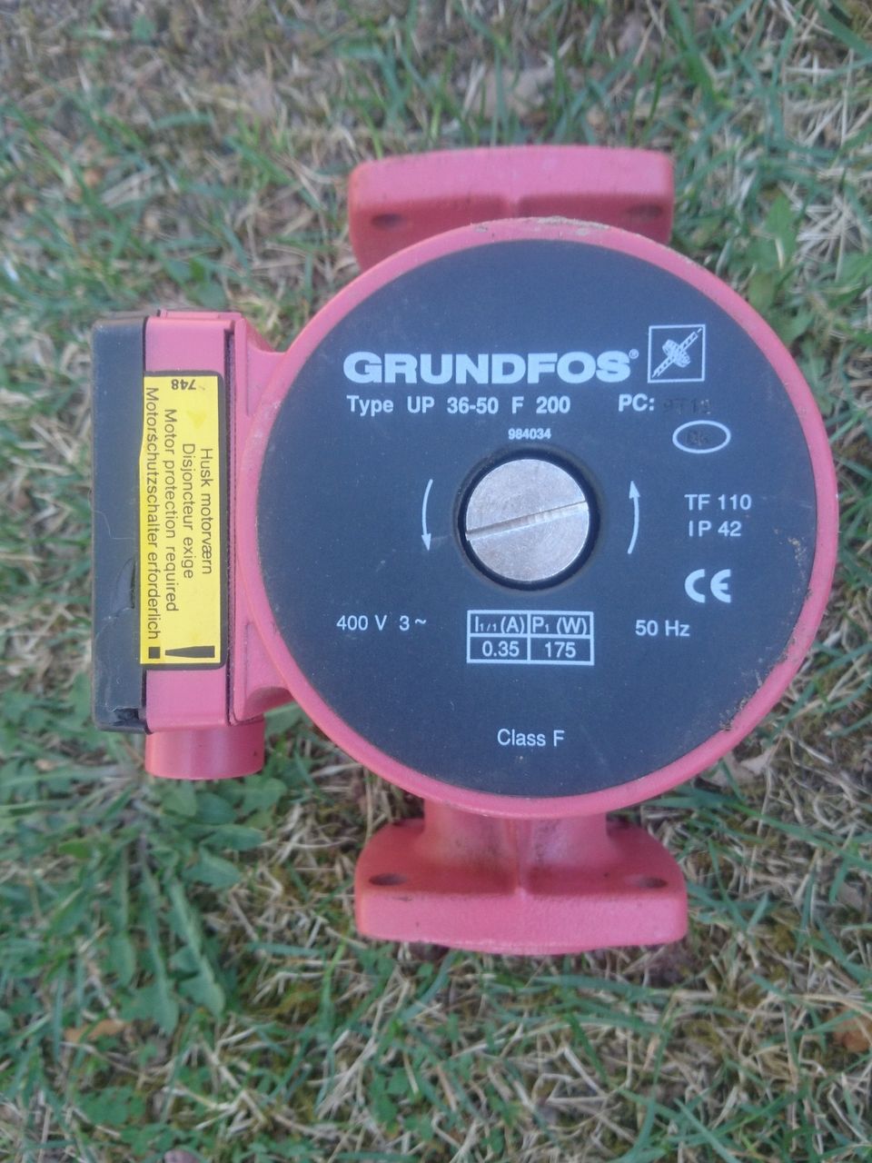 Grundfos UP 36-50F200 kiertovesipumppu