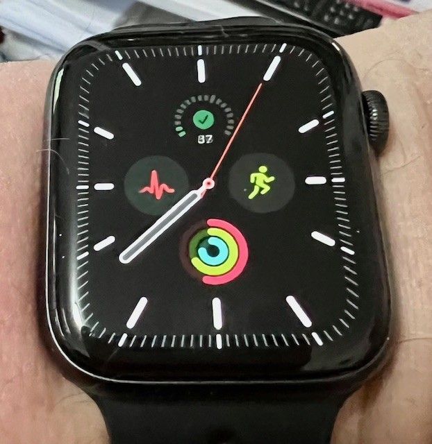 Apple Watch 6 GPS+Cellular alumiini, tumma harmaa, Nike edition