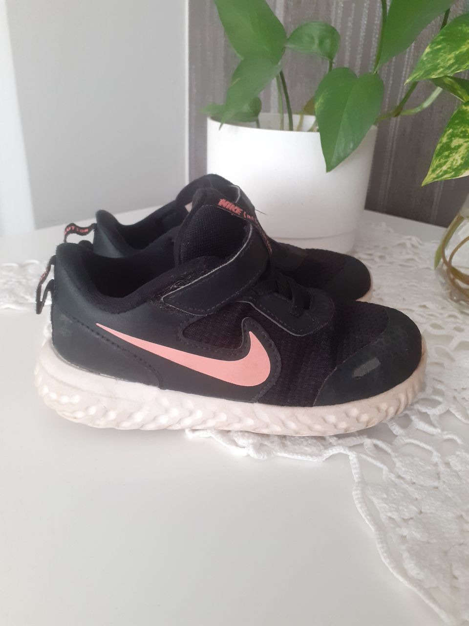 Nike lenkkarit koko 27