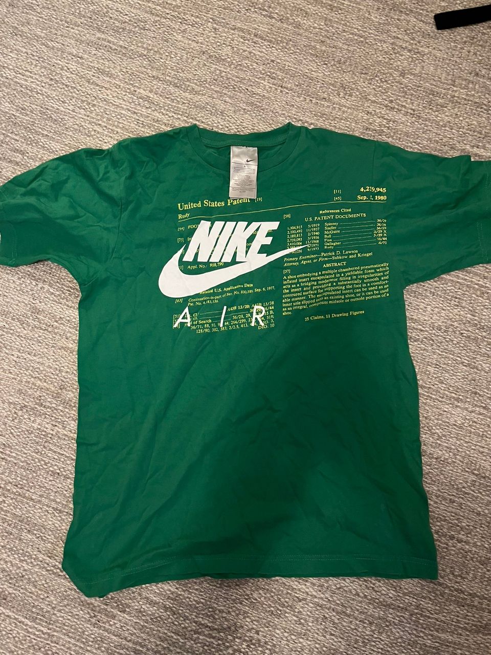 Vintaga Nike Air t-paita koko S