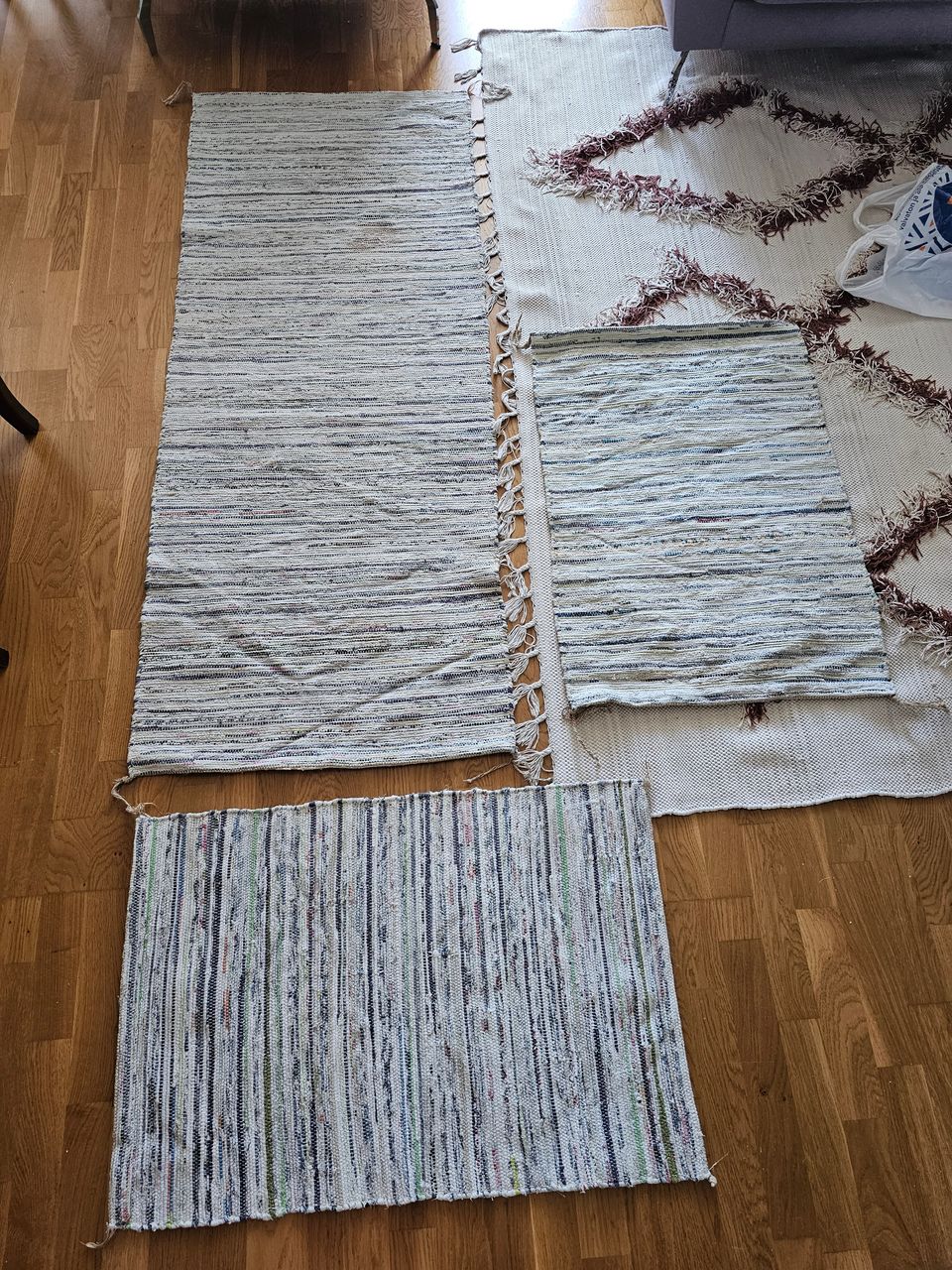 Kolme mattoa