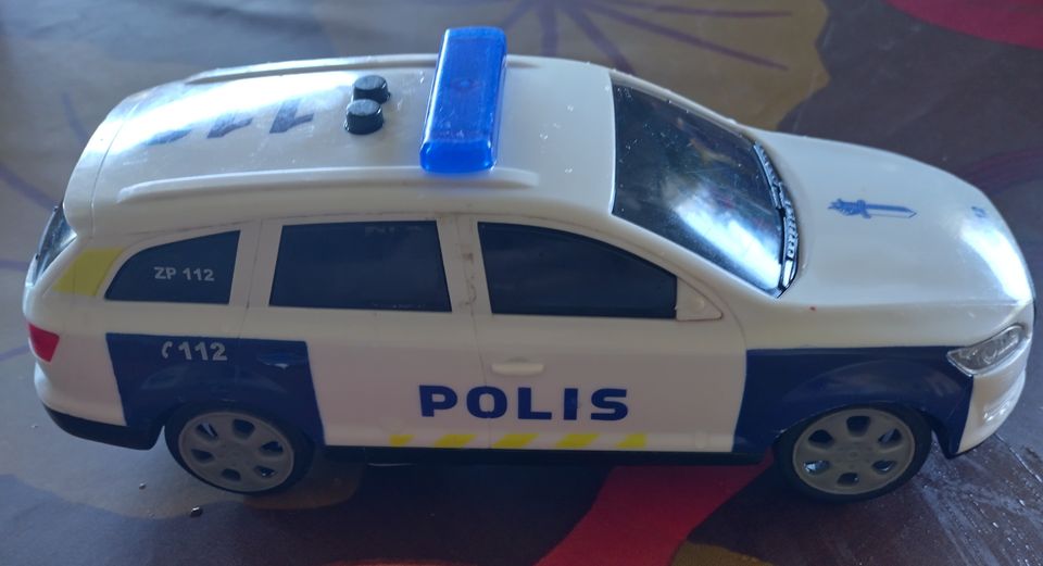 Poliisiauto Audi