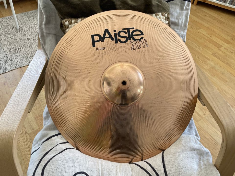 Paiste 201 Bronze / 20" ride (symbaali)