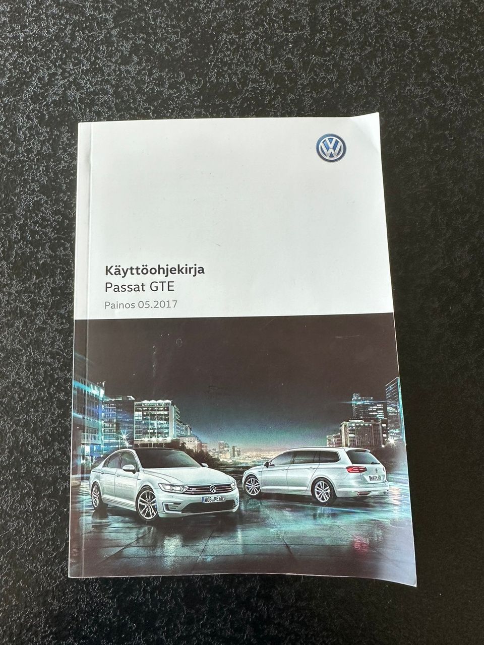 Volkswagen Passat GTE suomenkielinen ohjekirja