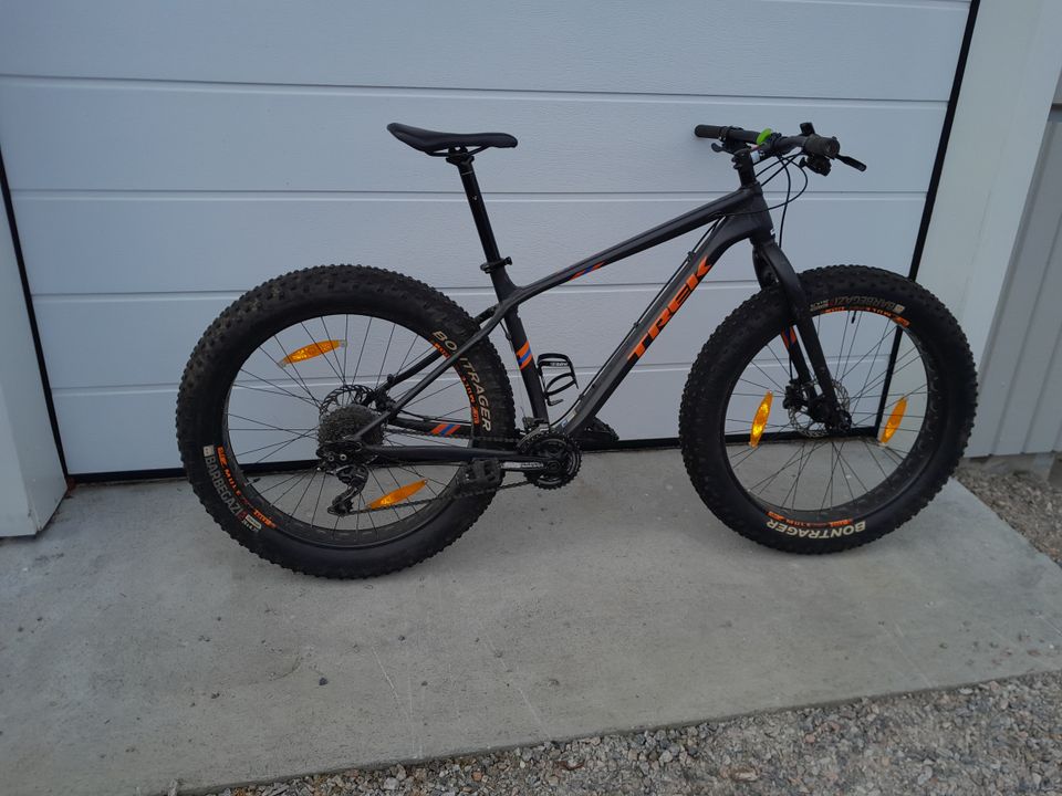 Trek Farley 5