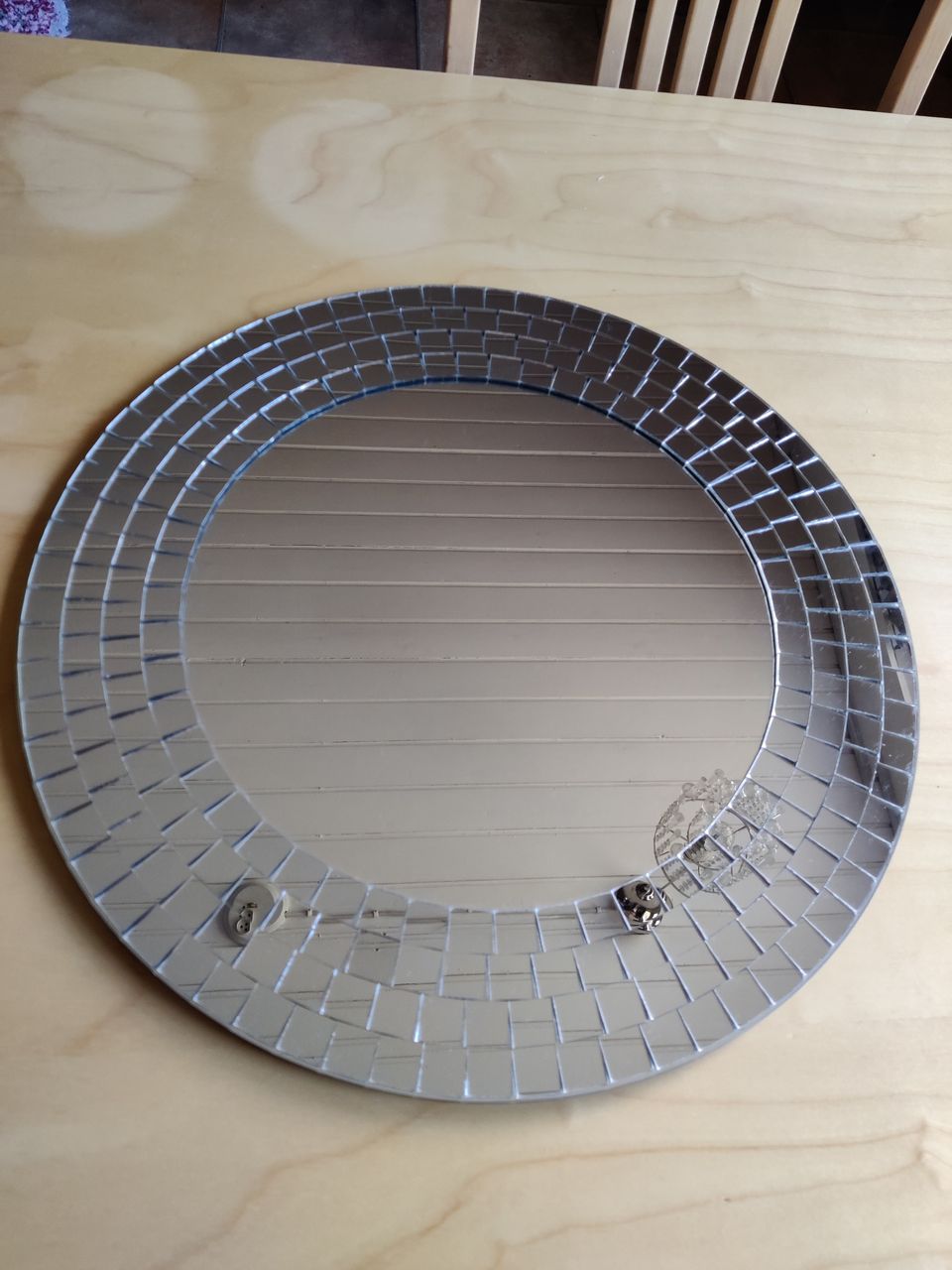 Ikea pyöreä peili