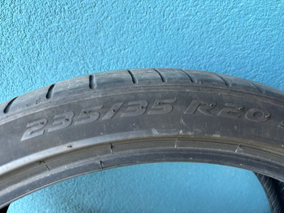 Pirelli P Zero 235/35/20 4 kpl