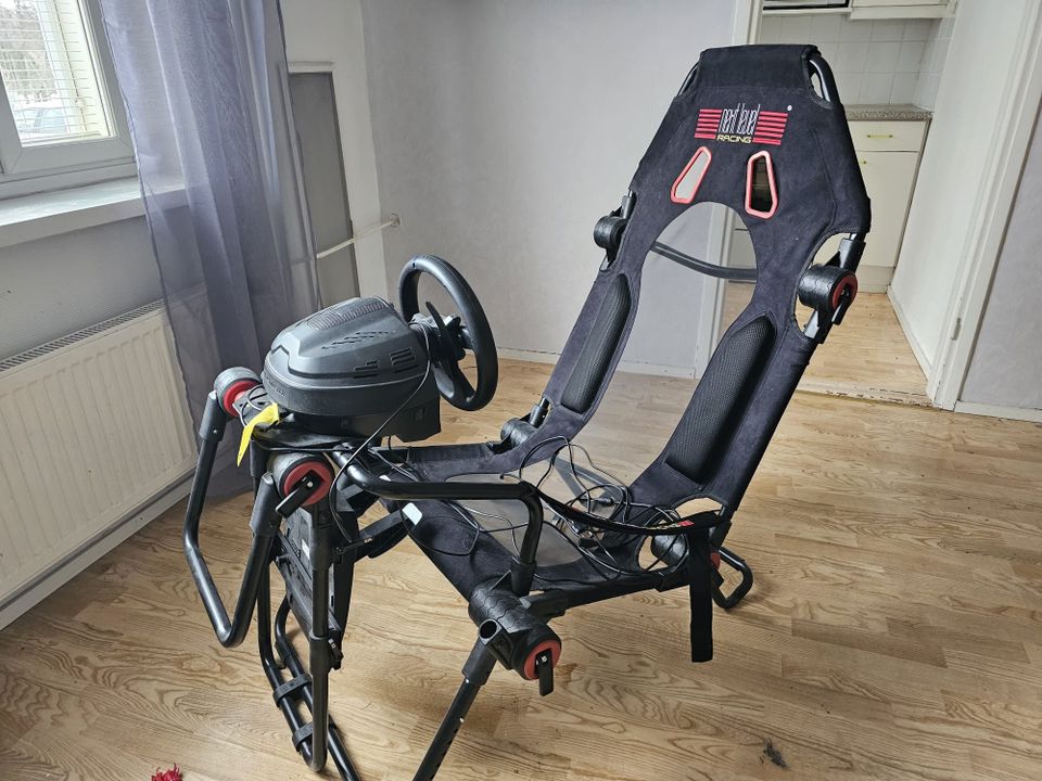 Thrustmaster T300 rattiohjain ja polkimet + next level racing penkki.