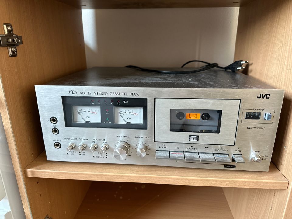 JVC KD-35 kasettisoitin