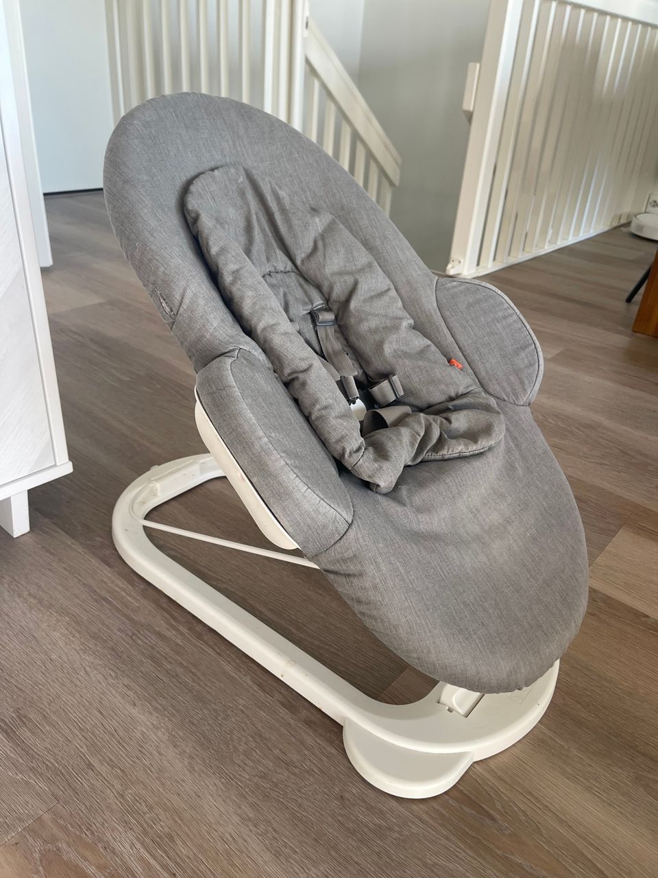 Stokke Steps Bouncer sitteri