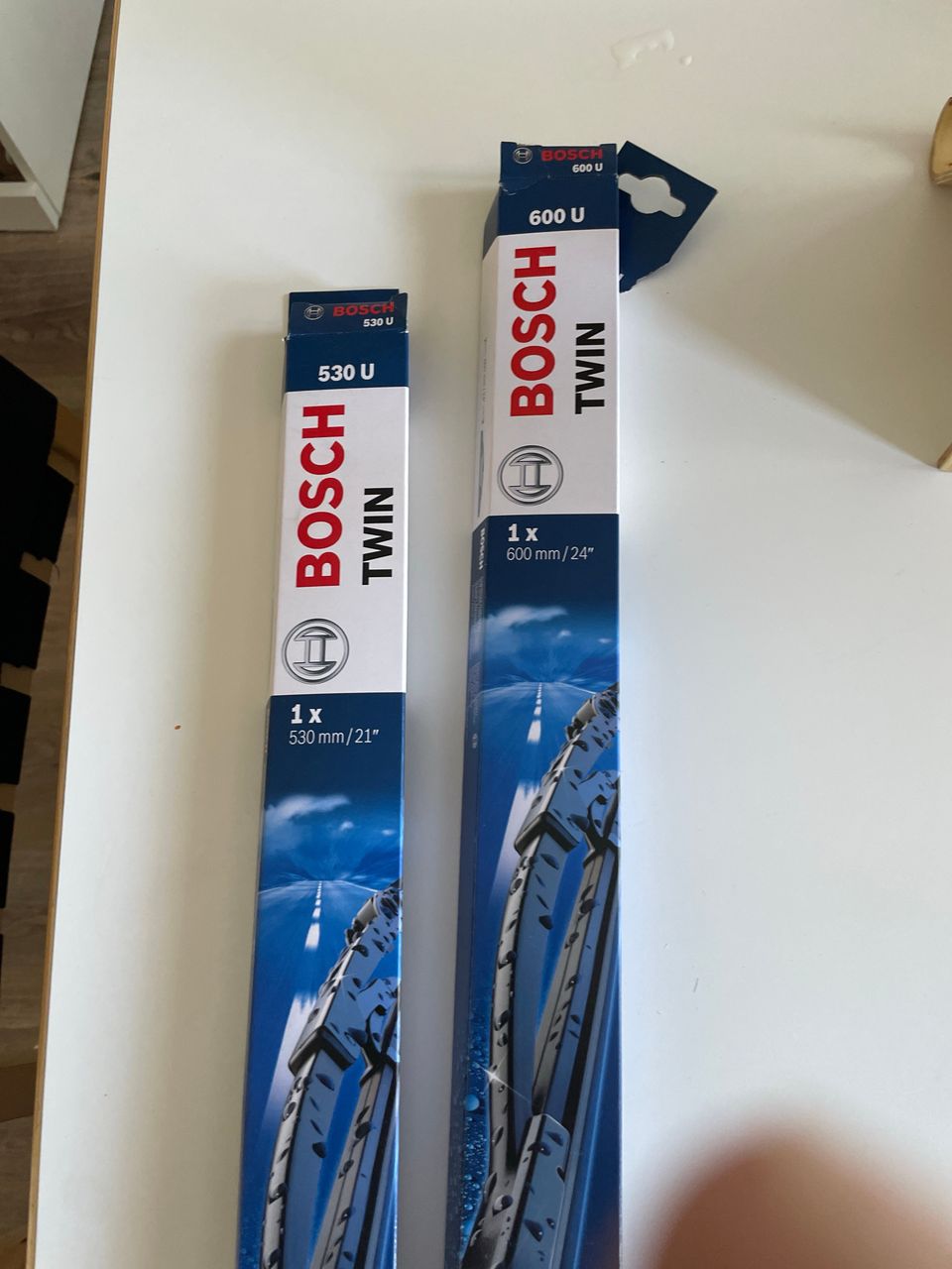 Tuulilasin pyyhkijän sulat x 2 (Bosch 600U ja 530U) (uudet)