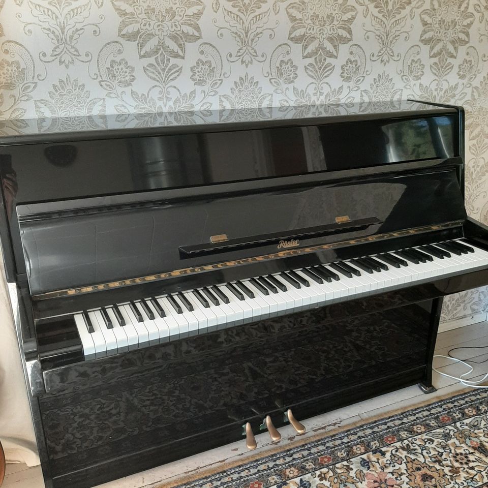 Piano Rösler