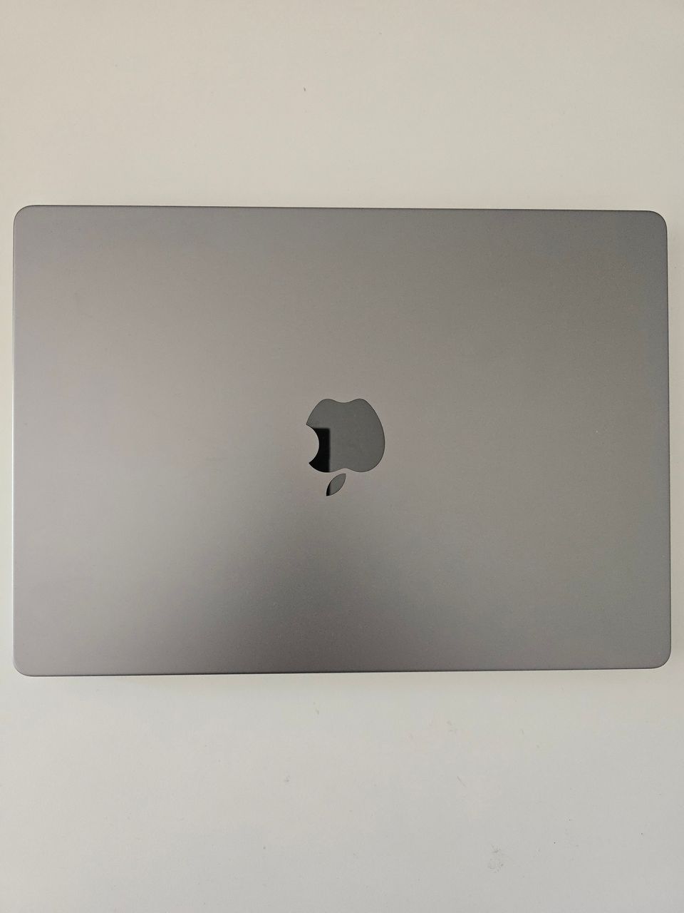 Macbook pro 14" M1 Pro 1Tt,32Gt